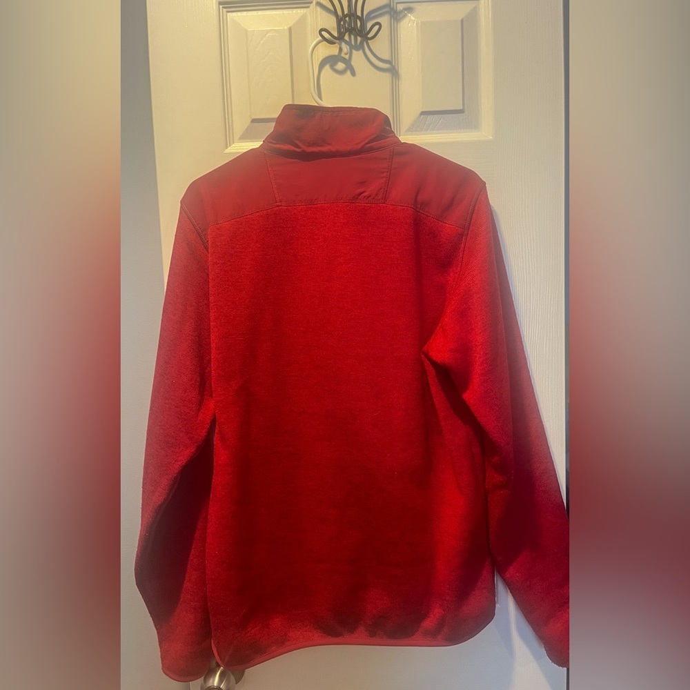 Set of two Great Wolf Lodge Columbia size medium pullovers - Picture 6 of 14